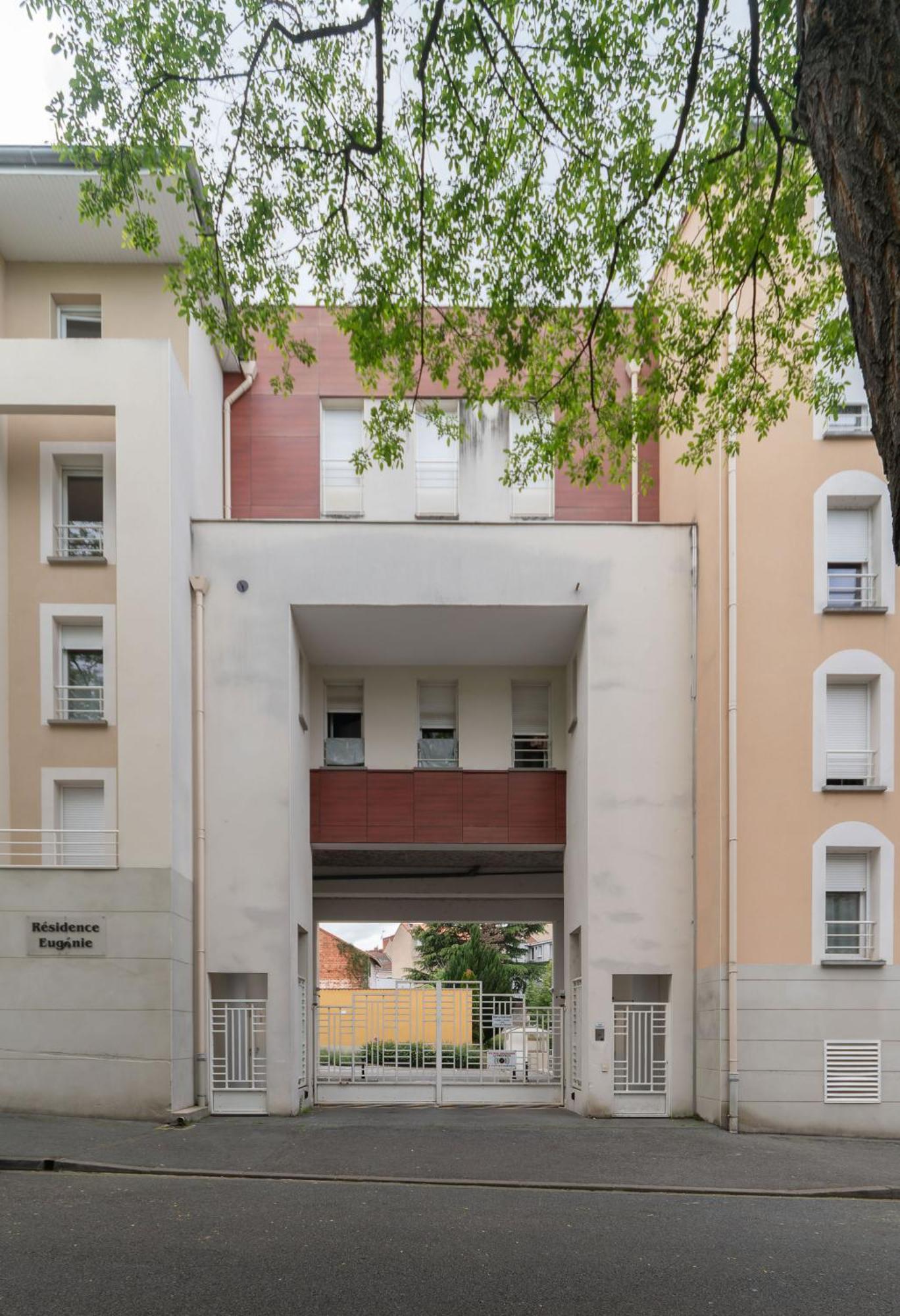 L'Eugenie - Appartement Design & Confort En Centre-Ville Vichy Extérieur photo