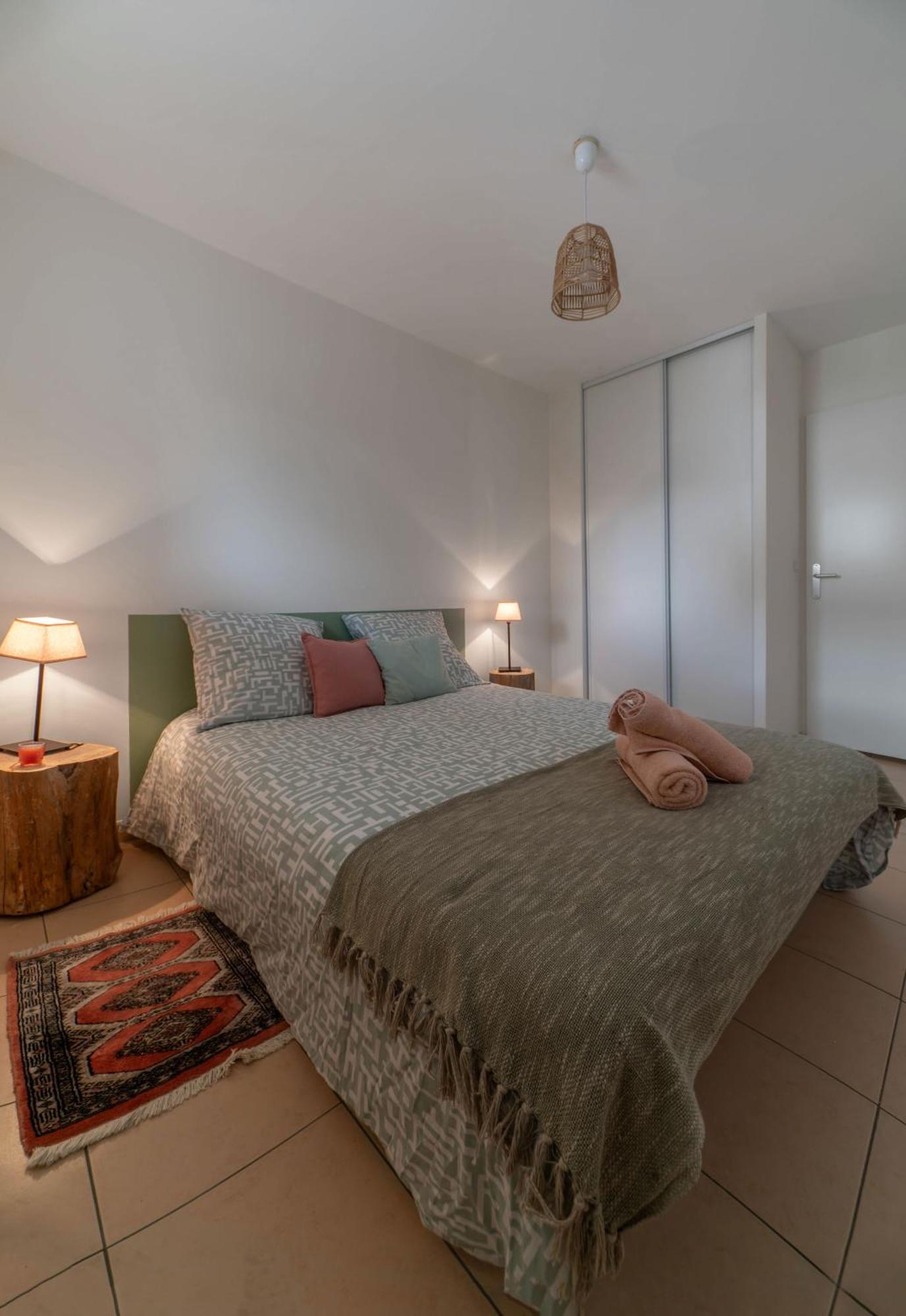 L'Eugenie - Appartement Design & Confort En Centre-Ville Vichy Extérieur photo